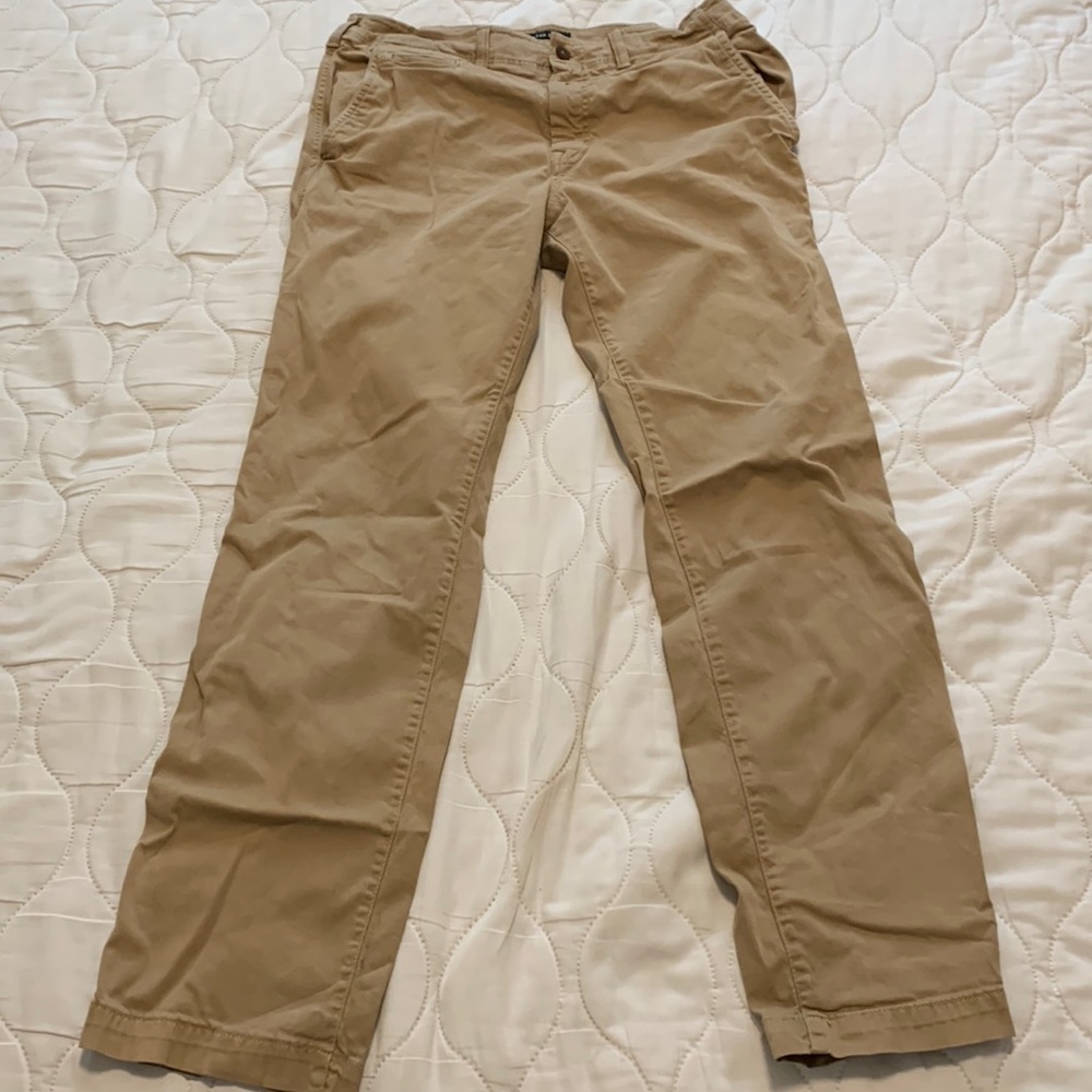 American Eagle Khaki